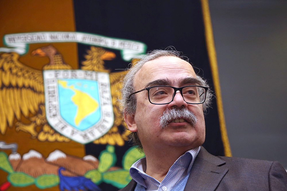 El Dr. José Antonio de la Peña merecedor del grado de Doctor Honoris Causa de la UNAM