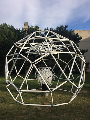 Cisne Blanco 4D dentro de Bola BigZome, Waterloo, Canada, Verano de 2017